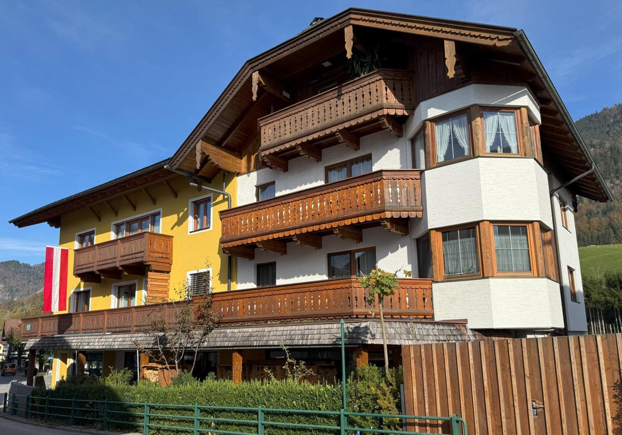 Au 10 Sankt Wolfgang im Salzkammergut Exterior foto